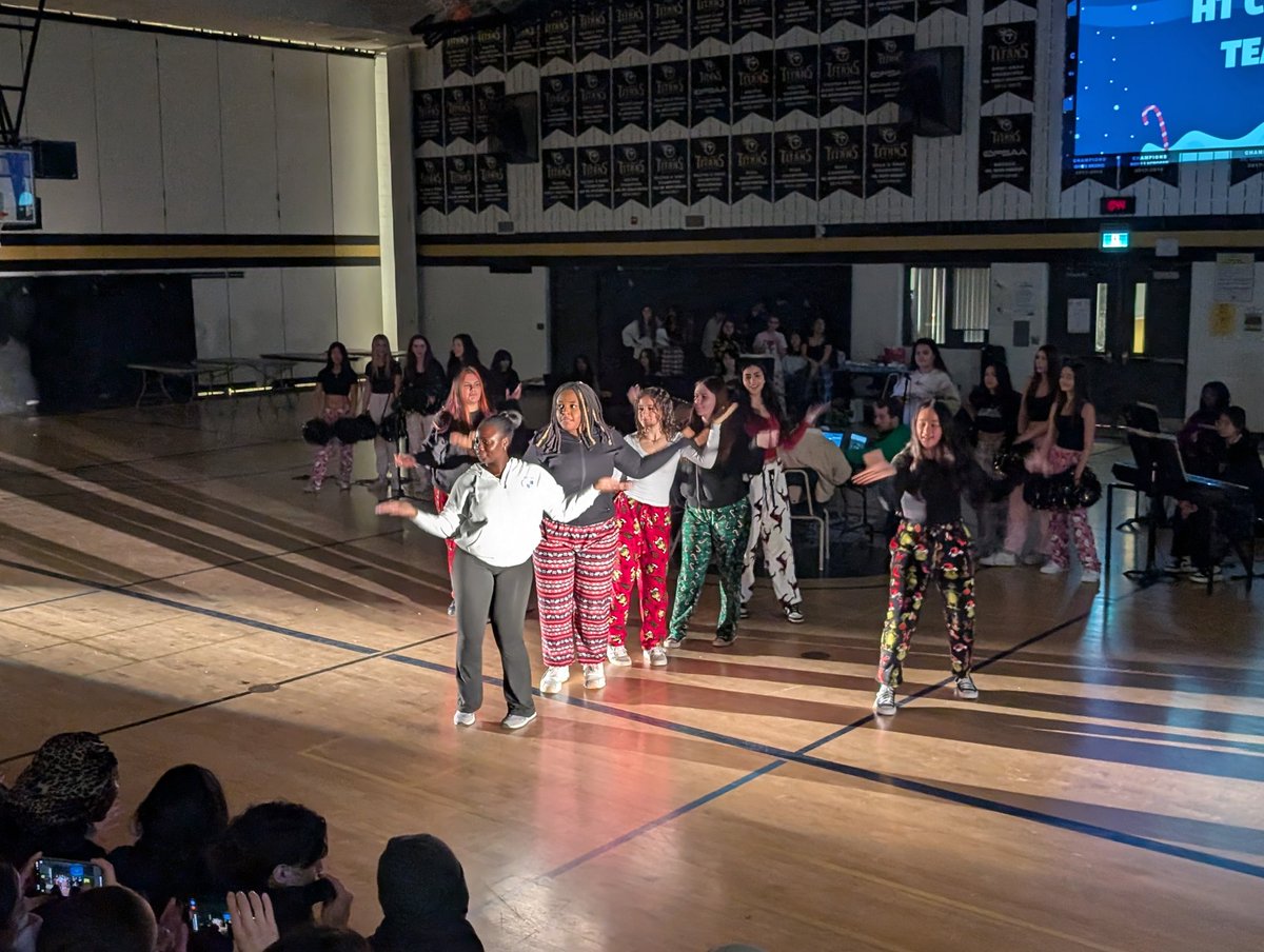 Holy Trinity CSS tweet media