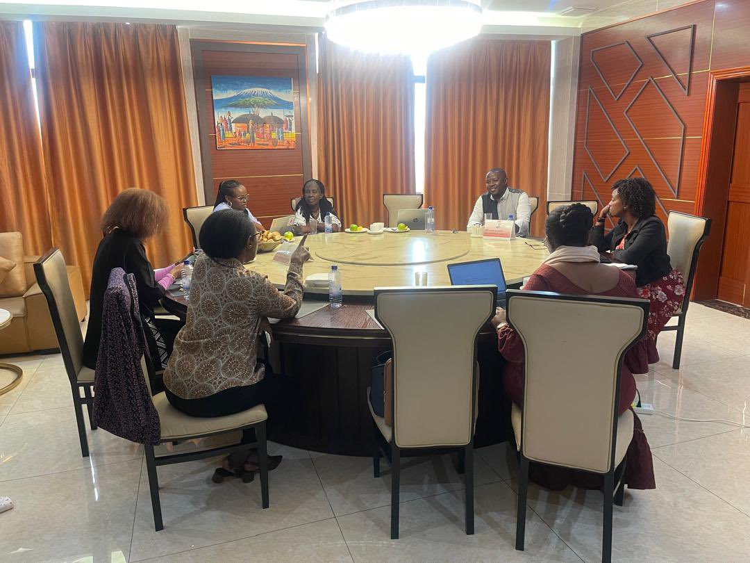 makewayprogram's tweet image. Breakfast meeting with senior managers of Make Way consortium organizations. Sharing various insights on the sustainability of the program and its mission.

 #Equity #srhr #intersectionality #youthvoices