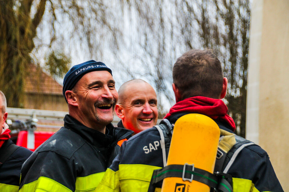 Les sapeurs-pompiers du Doubs vous souhaitent un bon week-end. 

📸 P.GRAF

#doubs
#sapeurs
#pompiers
#bonweekend