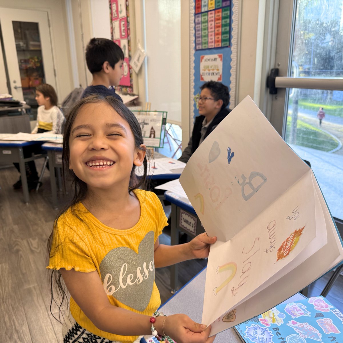 PerfectWorldFdn's tweet image. Our Dreamcatchers at Heart of Los Angeles took center stage for their incredible showcase! These amazing kids shared their artistic creations and powerful stories, shining a light on social issues like hunger, poverty, climate change 🌍 👉 Learn more: iapw.org/our-work/dream…