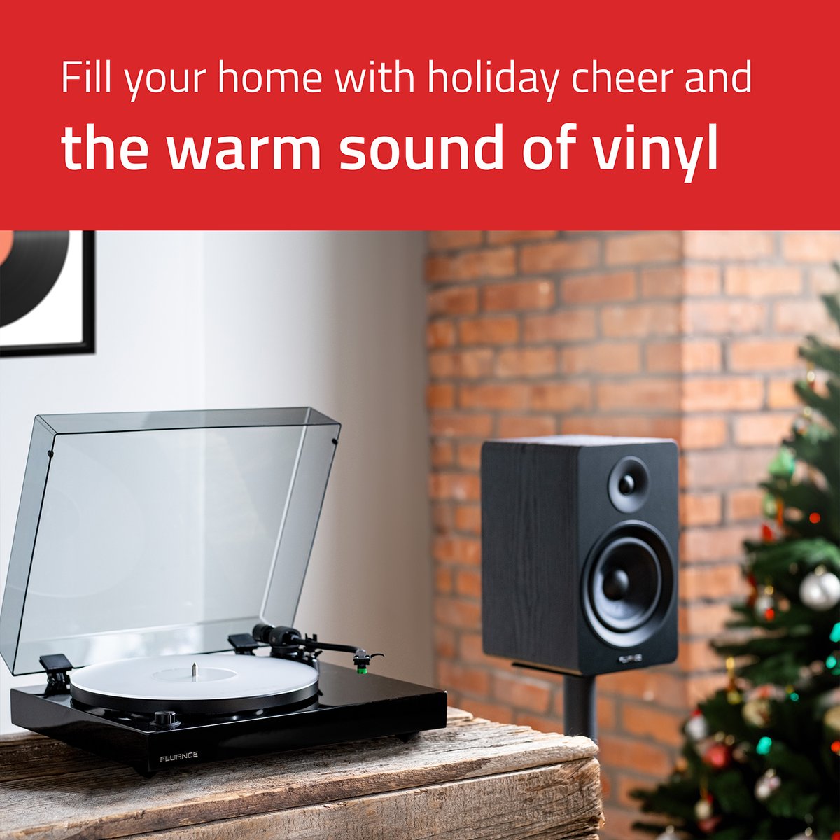 Fluance's tweet image. 🎶✨ Embrace the magic of vinyl this holiday season! Whether it&apos;s classic hits or new favorites, let your turntable spin some festive cheer. 🌟🎄 Share the gift of music and make every moment memorable. Happy Holidays! #VinylLove  #TurntableMagic #MyFluance #RESPECTTHERECORD