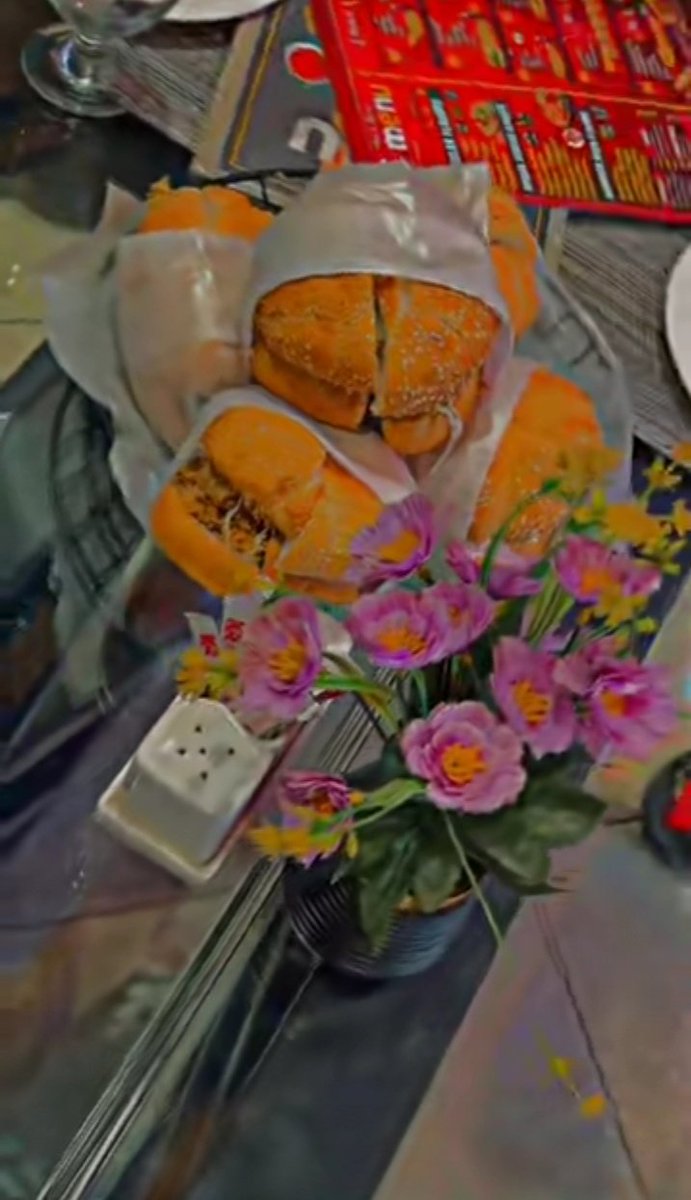 اسلام علیکم 💛
`آج کی اچھی بات`

> *زندگی کو بدلنے کے لیے کسی خاص دن کا انتظار مت کرو، ہر دن ایک نیا موقع ہوتا ہے۔*