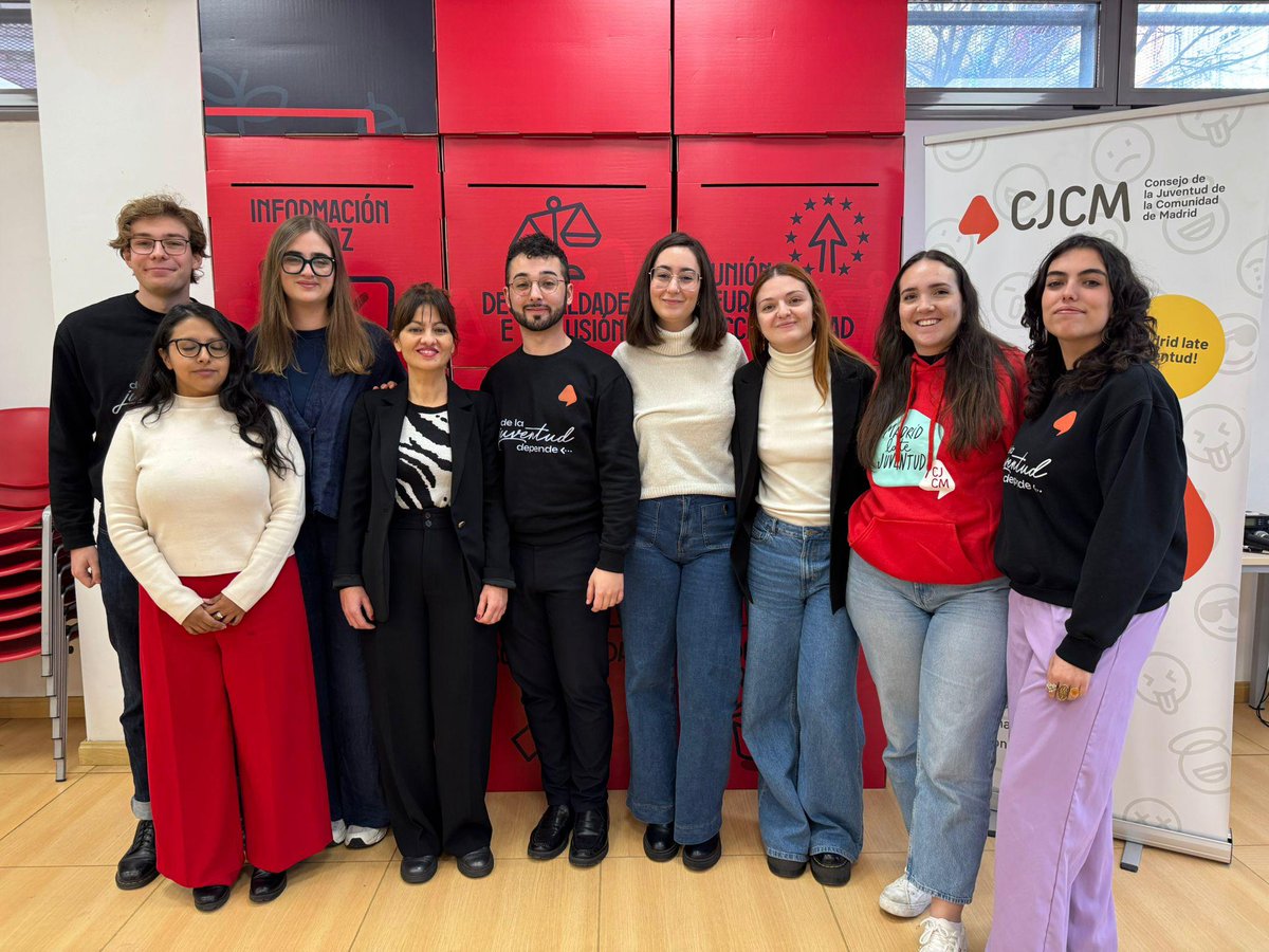 Frente al cierre del <a href="/_CJCM_/">Consejo de la Juventud de la Comunidad de Madrid</a>   y la falta de apoyos a los consejos de la juventud, firmamos un compromiso con <a href="/JuventudInfGob/">Ministerio de Juventud e Infancia</a> por la participación libre y eficaz de la juventud y los consejos de la juventud como espacios plurales y democráticos de participación.