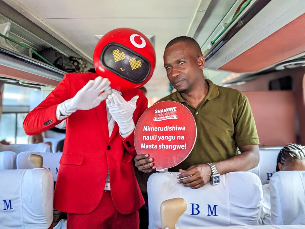 TBoundBuses's tweet photo. Zawadi Ya Christmas imekuja mapema kwa abiria hawa wenye bahati pale #BMcoach 🎅 https://t.co/9BQLfC4spf