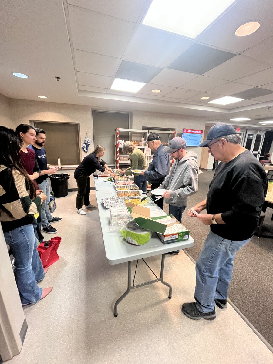 The Cancer Biology graduate students kicked off the holiday season by volunteering at the Hope Lodge Kansas City. The Hope Lodge program provides free overnight accommodations to cancer patients and their caregivers who have to travel away from home for treatment. They served