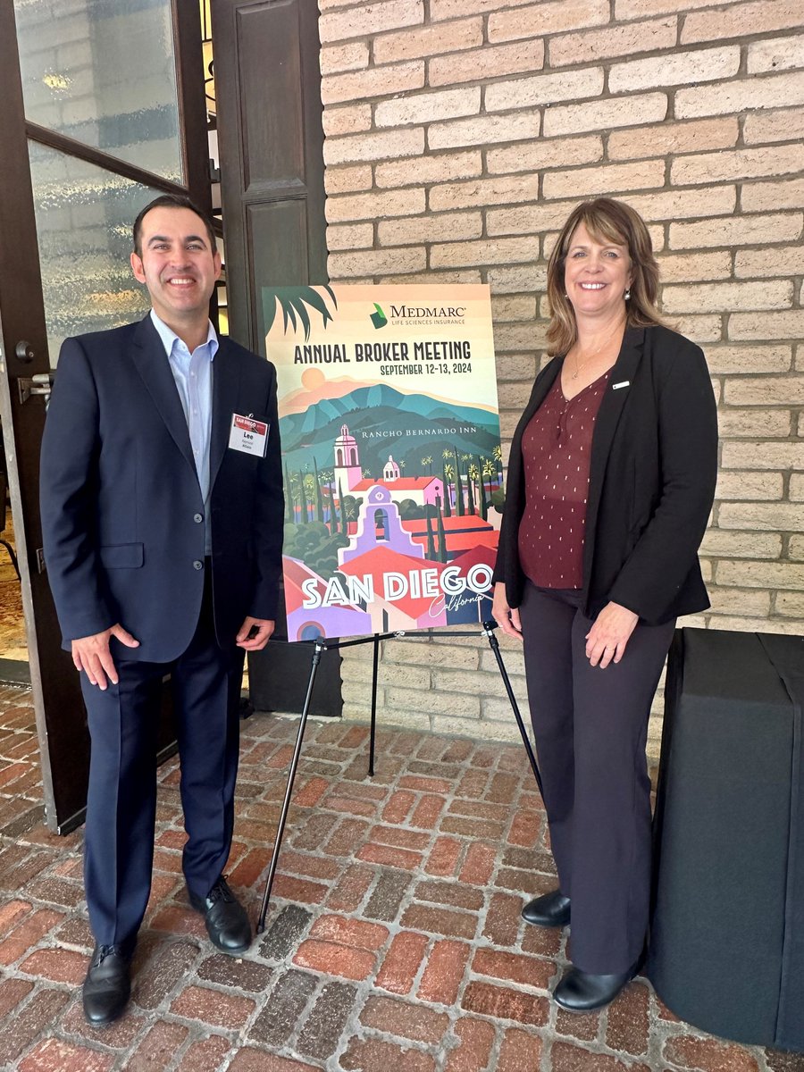 MedmarcIns's tweet image. We were thrilled to have Lee Raymond from Allianz Global Corporate &amp;amp; Specialty (AGCS) join us from England to present on Foreign #ClinicalTrials with @Allianz. Thank you for joining us in San Diego! 
#LifeSciencesInsurance #Medmarc45