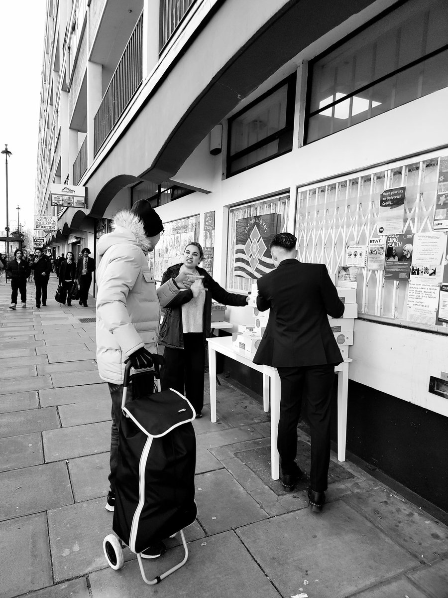 The team have given out the last batch of the Take and Make recipe kits. A huge thank you to Mary Smiths pantry and SW1IC for collaborating with me. 

Thank you Mike Smith for allowing us to use the food pantry and thank you SW1IC for volunteering your time.