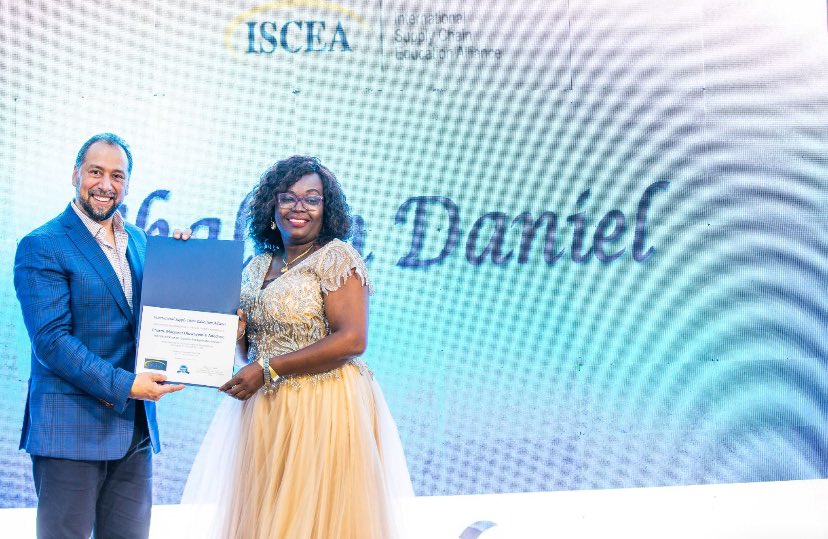 ARC_ESM's tweet photo. At the #ASCS24 Gala, ISCEA celebrated outstanding supply chain professionals in Nigeria, honoring their dedication and excellence.
ARC_ESM is proud to partner with ISCEA and to create opportunities that strengthen Africa's supply chain ecosystem. Here's to more milestones! https://t.co/l4blQuHUyS