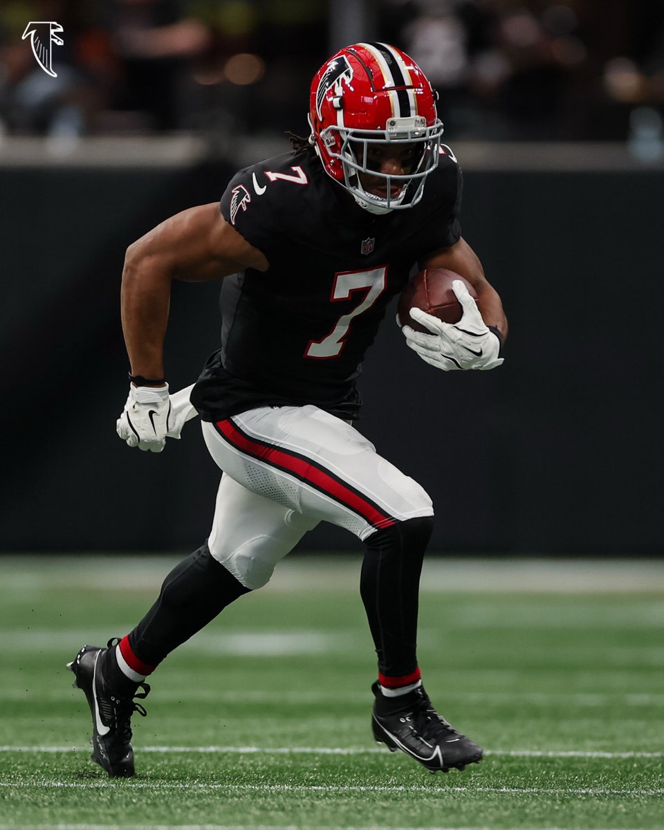 1 of 2 players with 100+ scrimmage yards in 16 games over the last two seasons 😤

<a href="/Bijan5Robinson/">Bijan Robinson</a> x #ProBowlVote