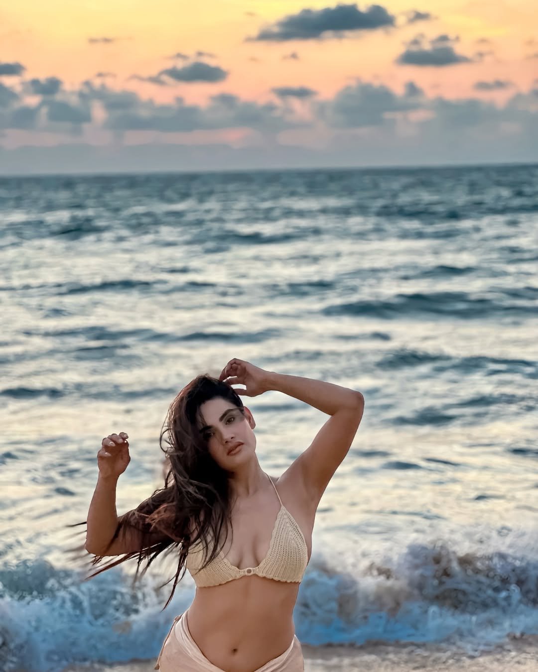 GfQSY0nbgAEQyDl?format=jpg&name=large