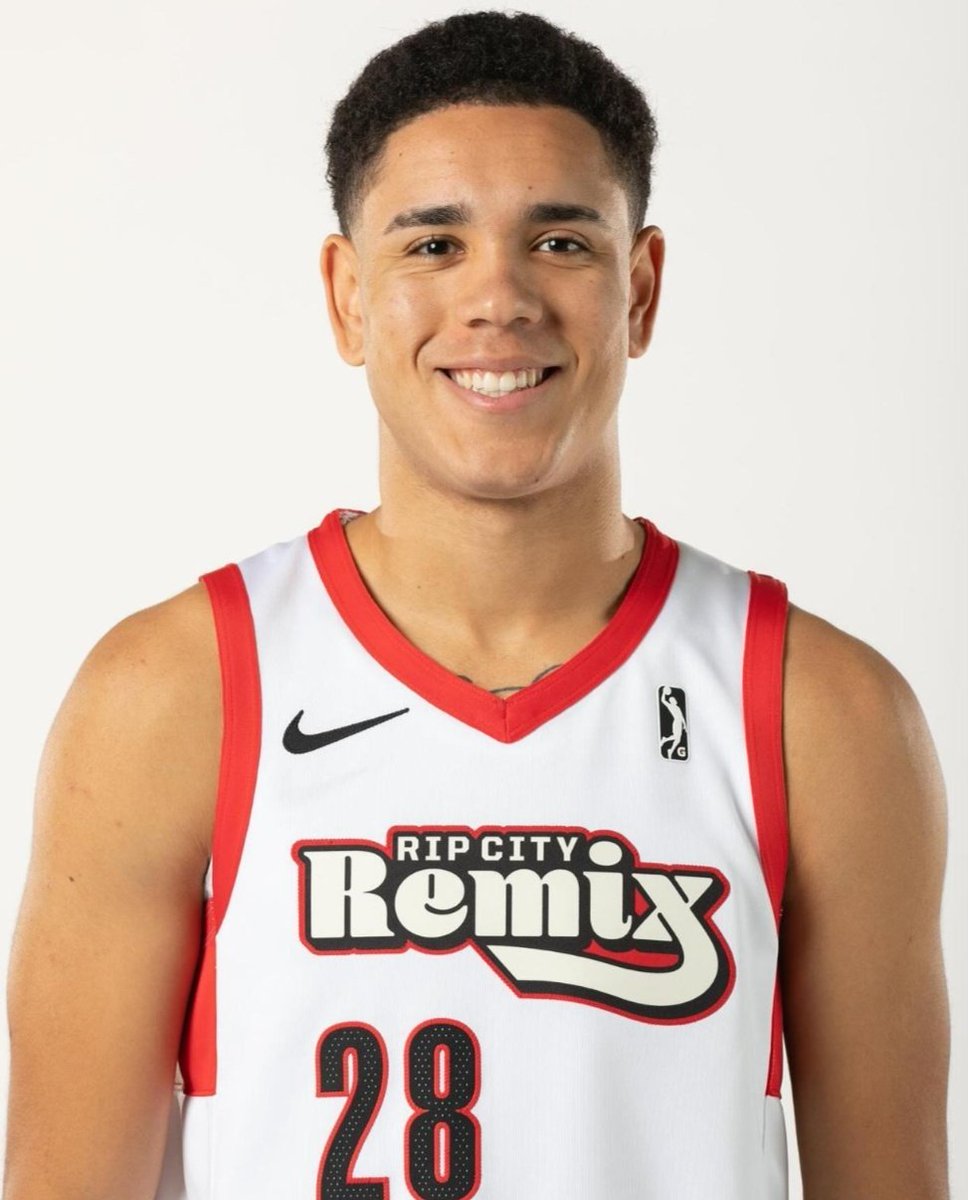 He tenido la suerte de hablar y poder hacer unas preguntas a Isaac Nogués, jugador de los Rip City Remix, único jugador español en la G League este año.

Os dejo un hilo con lo que me ha comentado ⬇️🧵