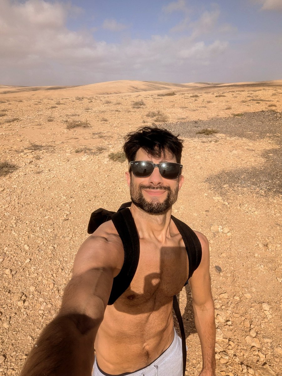 Chris Thorogood tweet media