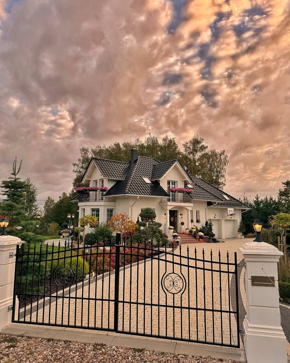 Perfect villa 🏡