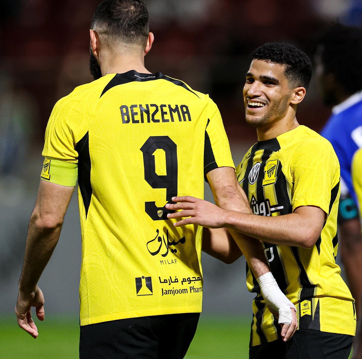 📸| احتفالية البنز بالهدف الثالث في ودية النصر العماني ⚽️