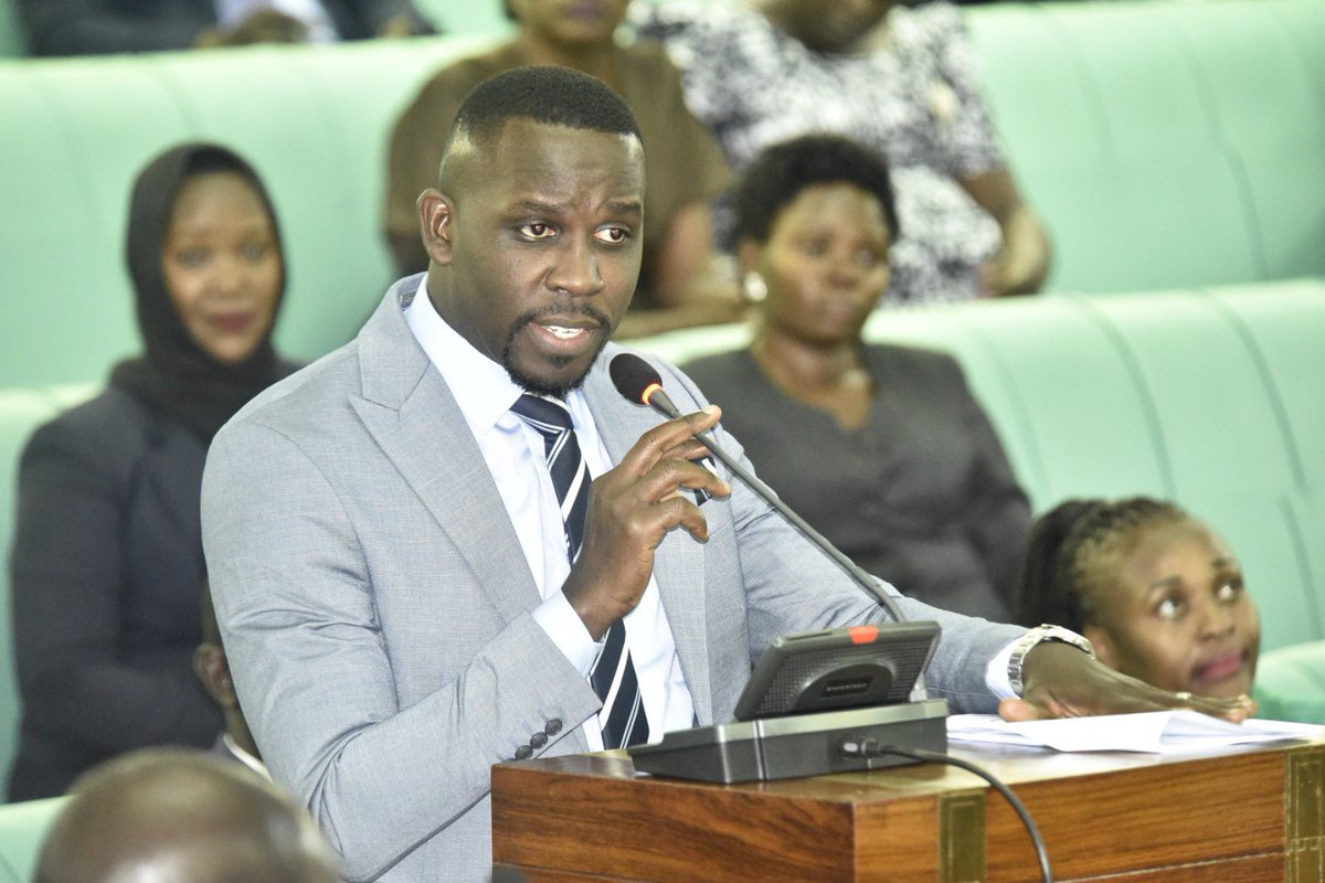 tomathbiguri's tweet image. Consel @JoelSsenyonyi Vibrant leader of opposition at  #thirtyeight .. Happiest birthday. more #years of keeping #Uganda #government in check 💪👏🤝