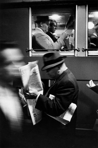 Bertrom's tweet photo. Louis Stettner.

Penn Station.
New York.

1958.

Of the mood of the time, he said, “It was after the war. We worked together in the war, like working in a factory. There was much more of a communal spirit that existed then.” https://t.co/gXnfOSV8GO