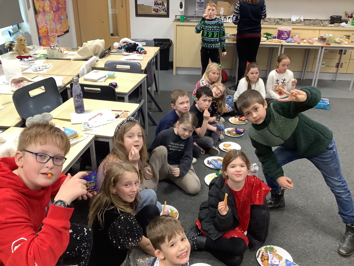 Becky Fowler tweet media