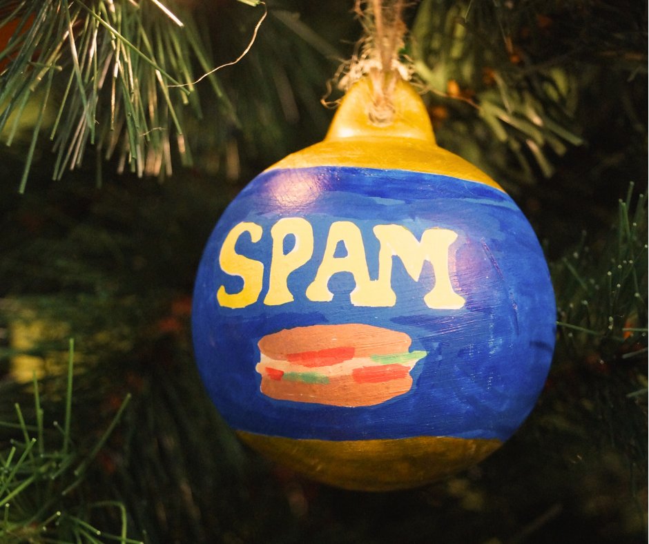 Tomorrow, hundreds of people will have relied on foodbanks to help provide them with the essentials for their Christmas dinner.
You can help Change the Present by donating today and making sure people are fed this Christmas 🎁
Please donate what you can ➡ tinyurl.com/26p6s9s6