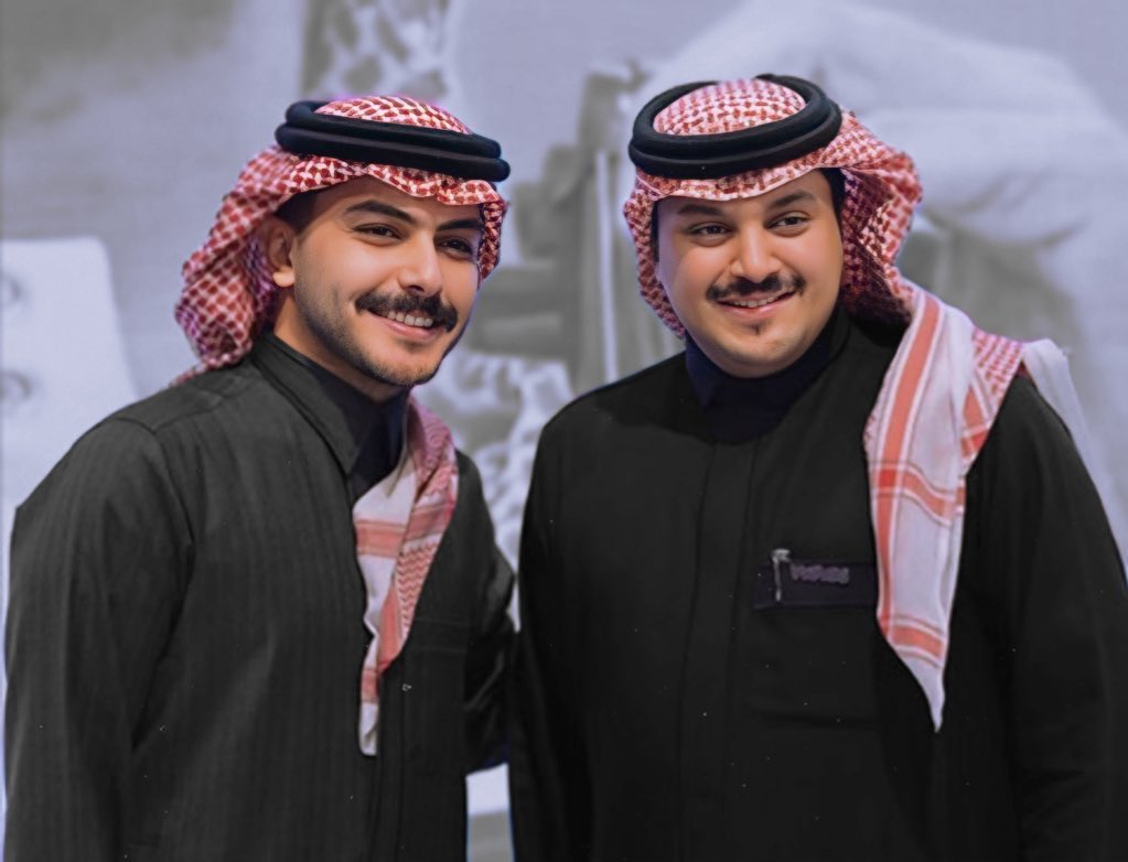 المؤثر في وسائل التواصل الإجتماعي سلطان بن نايف والأستاذ فهد السعير المؤسس والرئيس التنفيذي لـ شركة ويڤز للحلول التسويقية🤍📉'

#سلطان_بن_نايف || #فهد_السعير