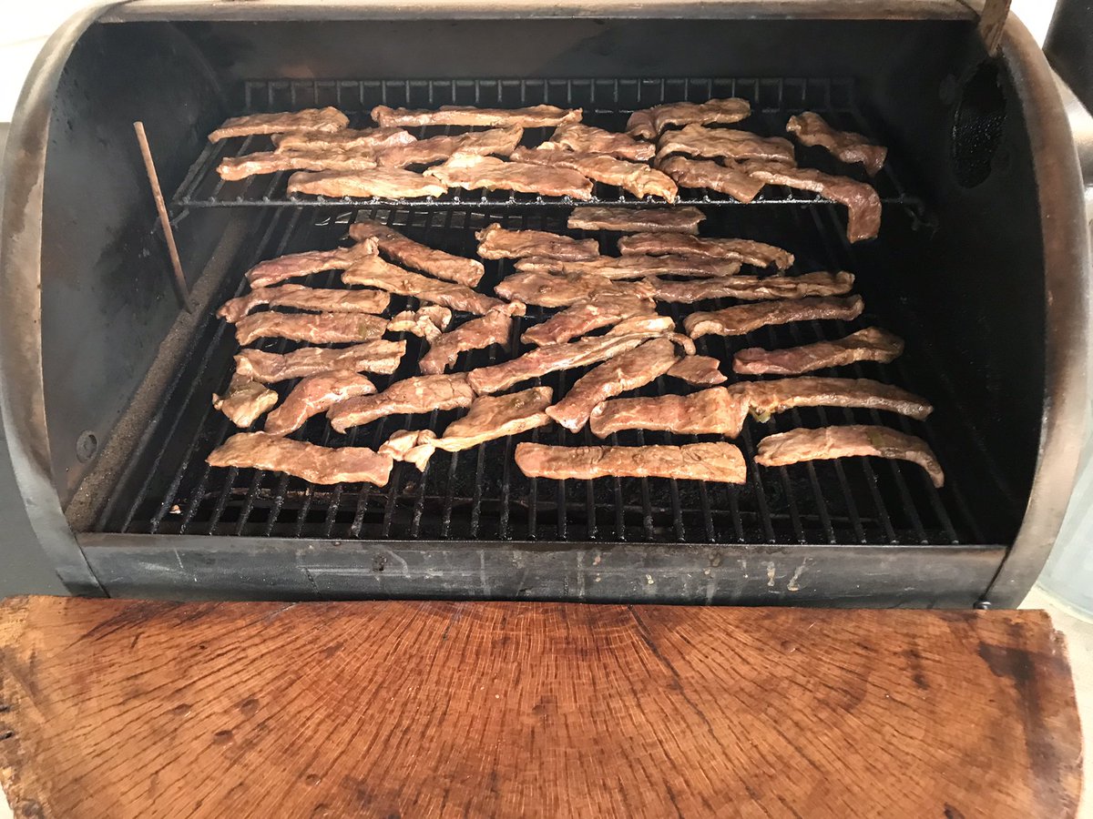 DaveToolsBlades's tweet image. Thick cut jerky on the smoker and ready for a big weekend of football.  Prep was even more enjoyable using an old, vintage Buck 120.  #traeger #buckknife #bbq #outdoorcooking