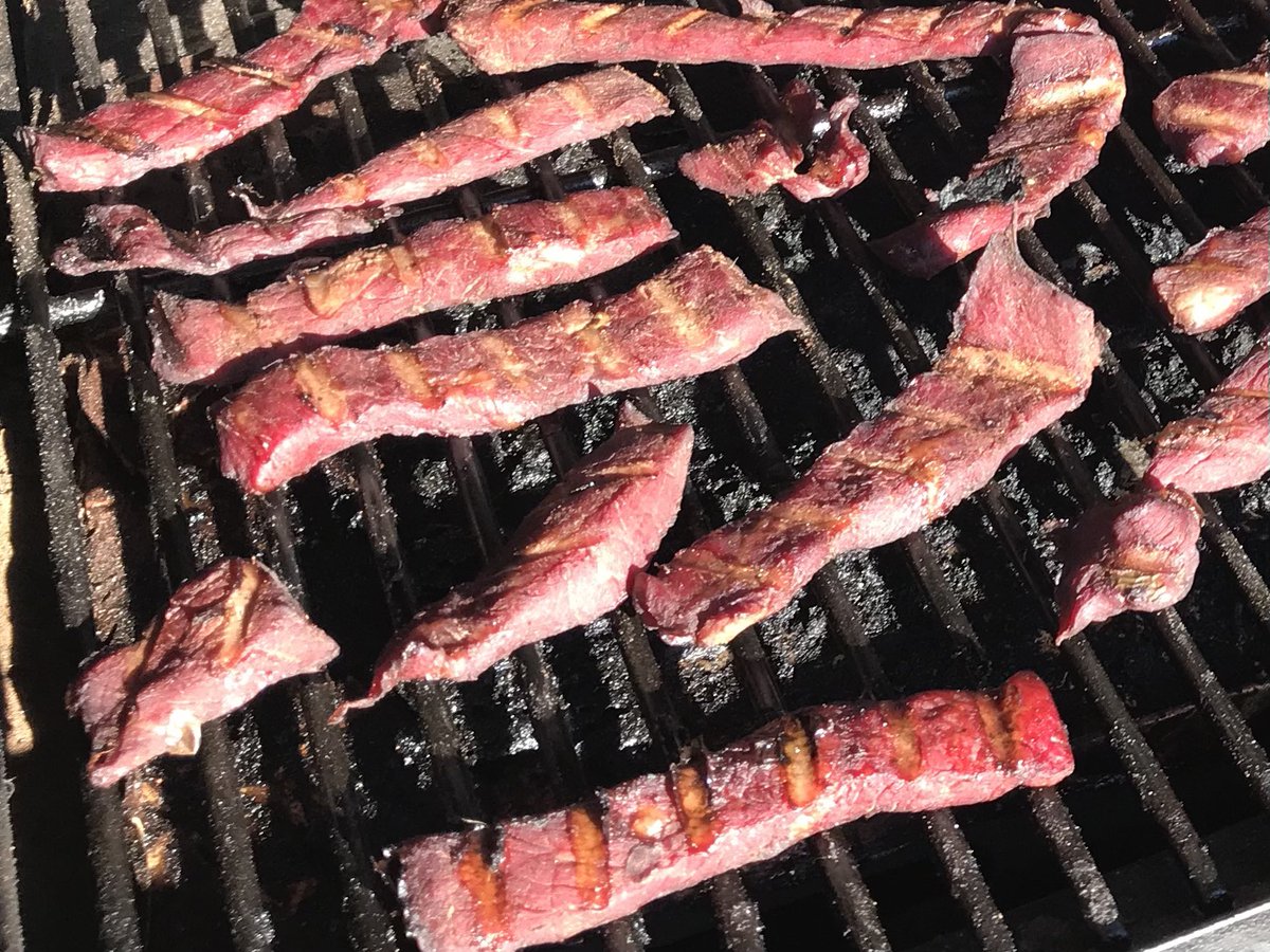 DaveToolsBlades's tweet image. Thick cut jerky on the smoker and ready for a big weekend of football.  Prep was even more enjoyable using an old, vintage Buck 120.  #traeger #buckknife #bbq #outdoorcooking