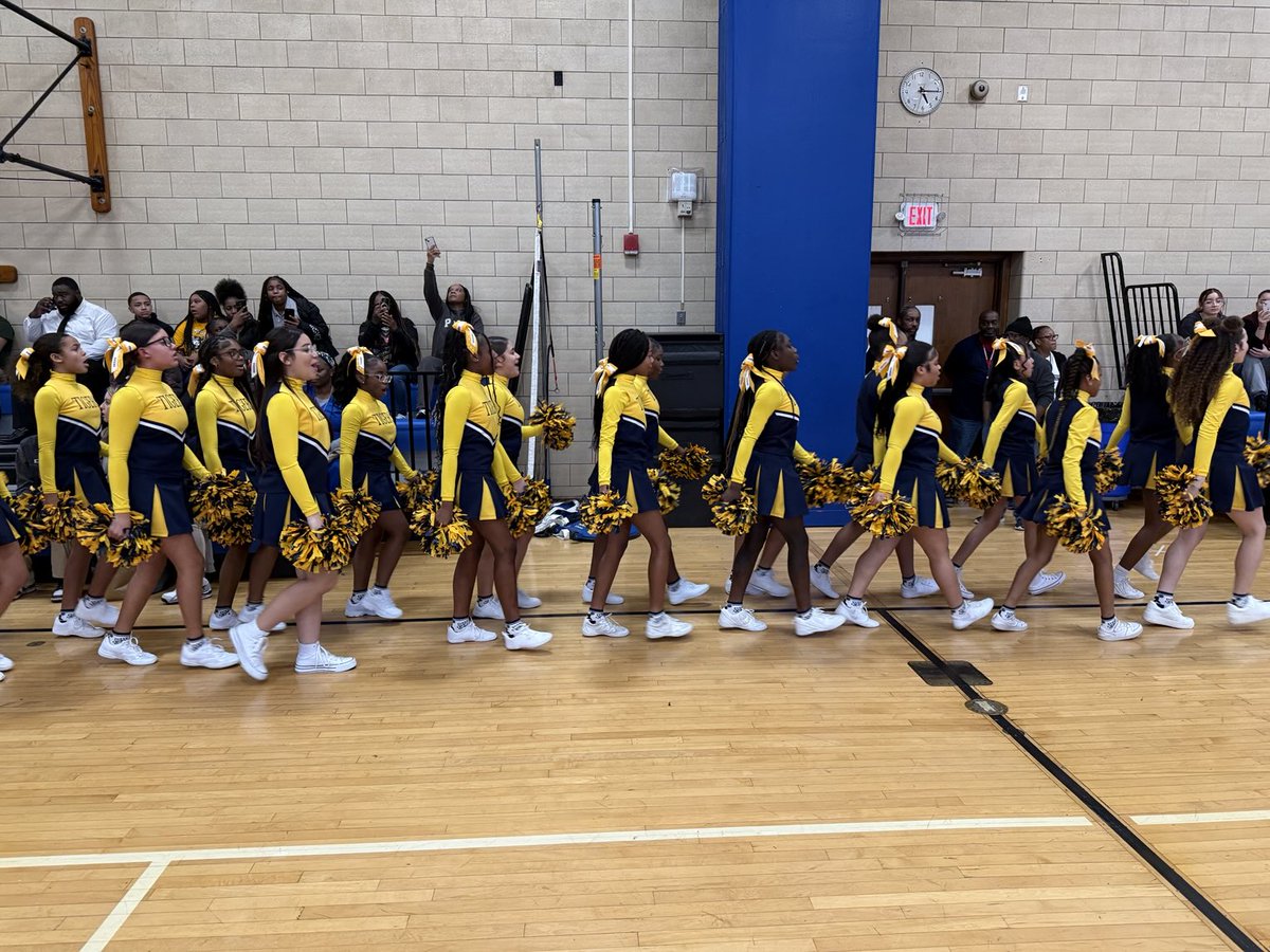 AI Middle School tweet media