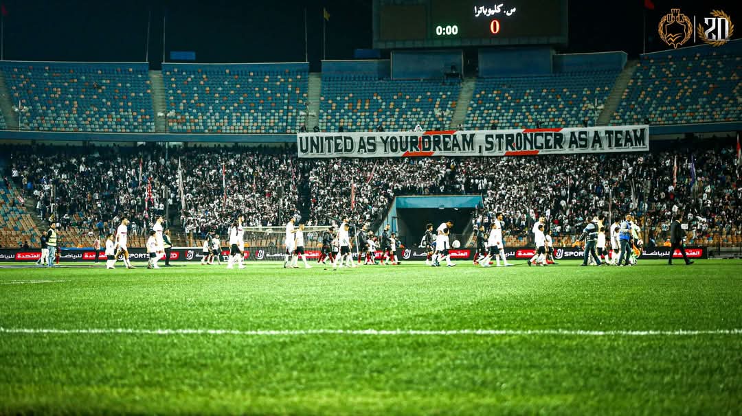 White07Knights's tweet photo. "United As Your Dream, Stronger As A Team"

متحدون معًا لتحقيق ما نحلم بهِ حتى وإن كان الطريق يمتلئ بالصعوبات، سَنظل هُنا نقف أقوى مِن أي وقتٍ مضى نعمل على تحقيق أحلامنا.

(جانب مِن حضور المجموعة لمباراة الزمالك وسيراميكا كليوباترا بالدوري العام) https://t.co/RLnQ31HQWR
