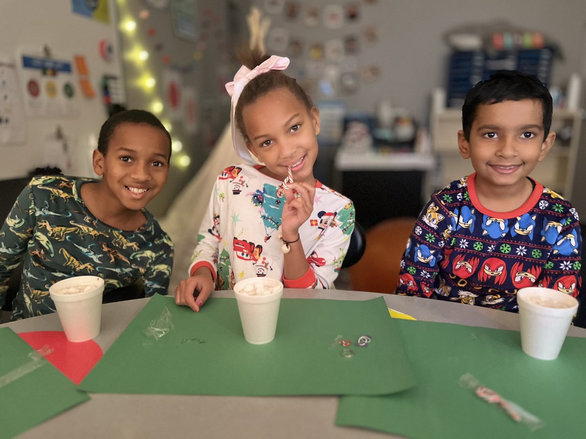 A winter celebration full of hot chocolate, friends, and smiles ! 🦈🤍<a href="/WoParkSharks/">Worthington Park Elementary School</a> #itsworthit #happyholidays