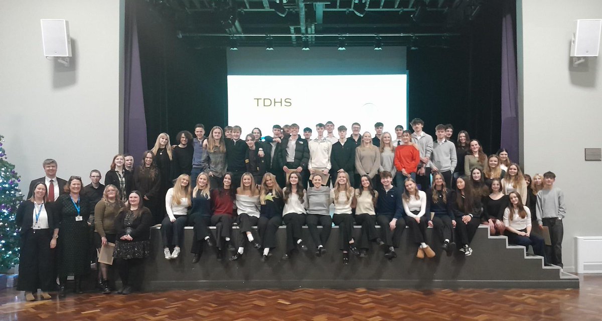 Pwsnews's tweet image. Thank you to all our former Year 13 students who joined us with their families for our presentation and awards evening yesterday.

You should be incredibly proud of your results and we wish you all the very best with your future endeavours. #learningforlife #EMATters