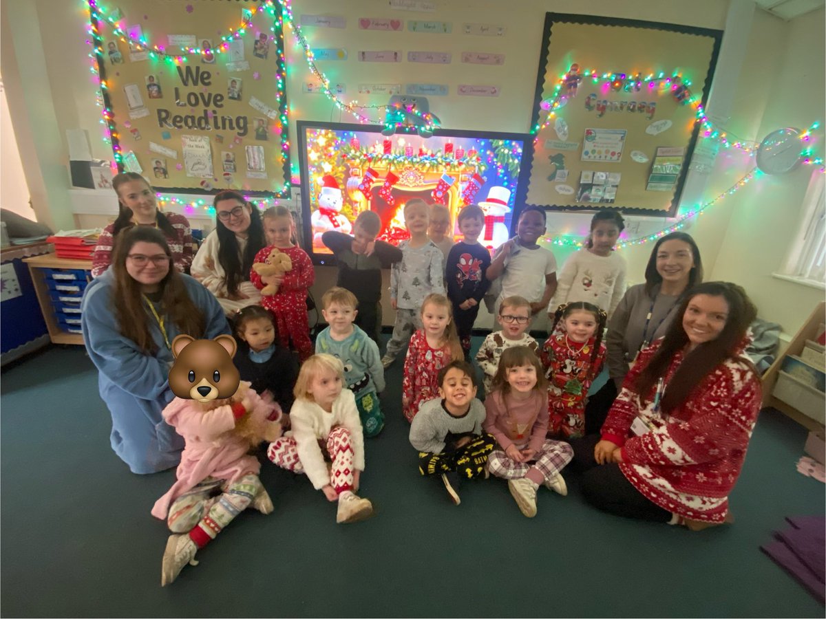 GriffMissCYoung's tweet photo. We loved our pj day 🧸 https://t.co/N9JI17g4w7