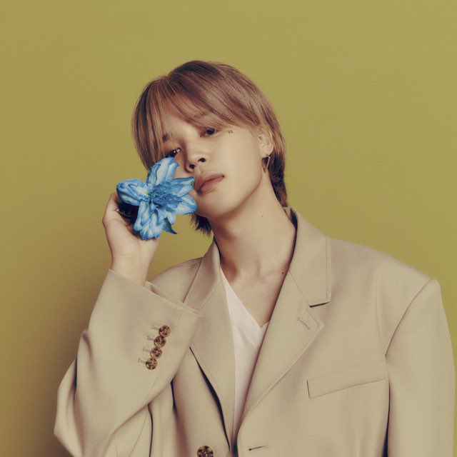 DropKpop's tweet image. Chappell Roan was asked in an interview if she would ever Collab with Jimin.

“I would rather collaborate with someone who had talent”She stated.