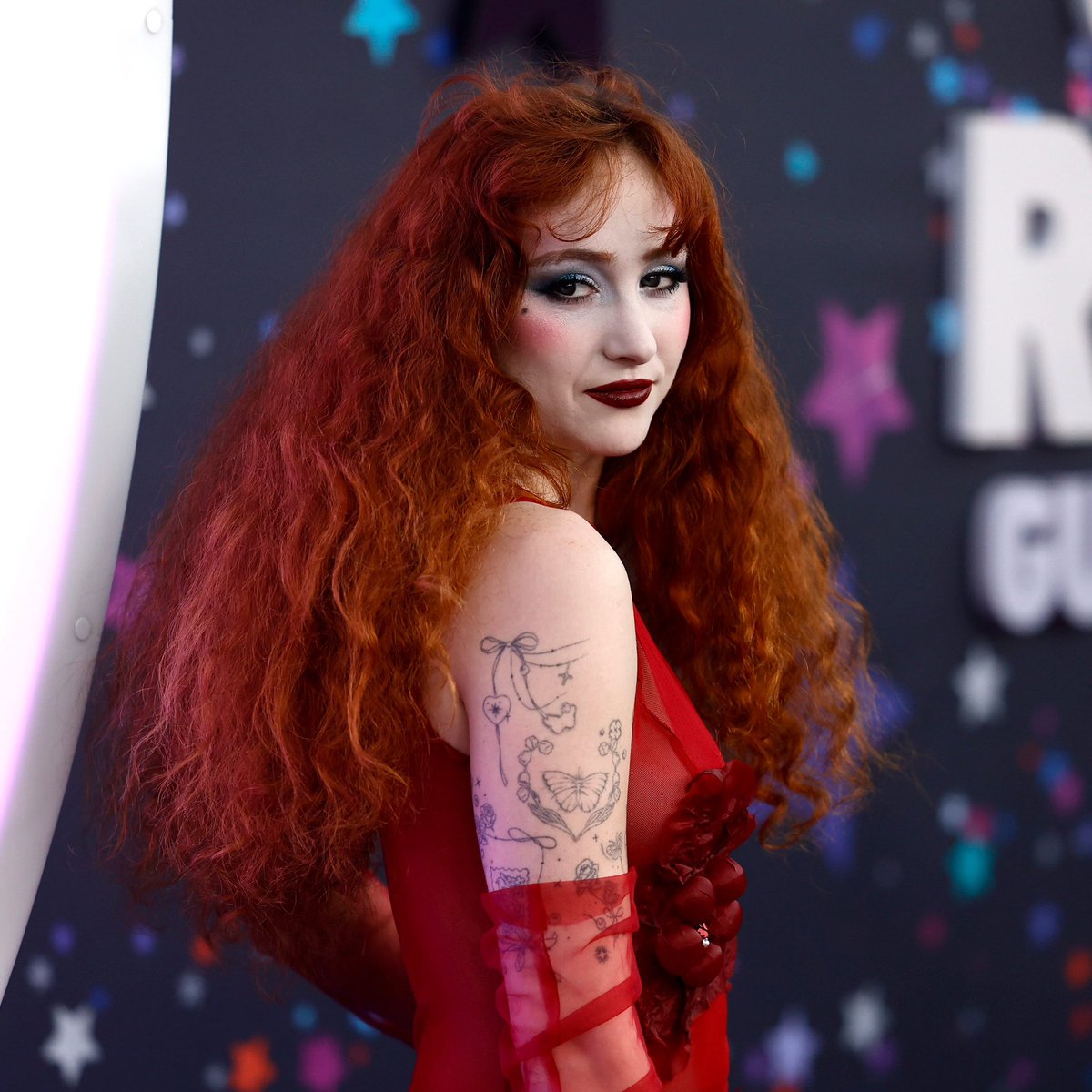 DropKpop's tweet image. Chappell Roan was asked in an interview if she would ever Collab with Jimin.

“I would rather collaborate with someone who had talent”She stated.