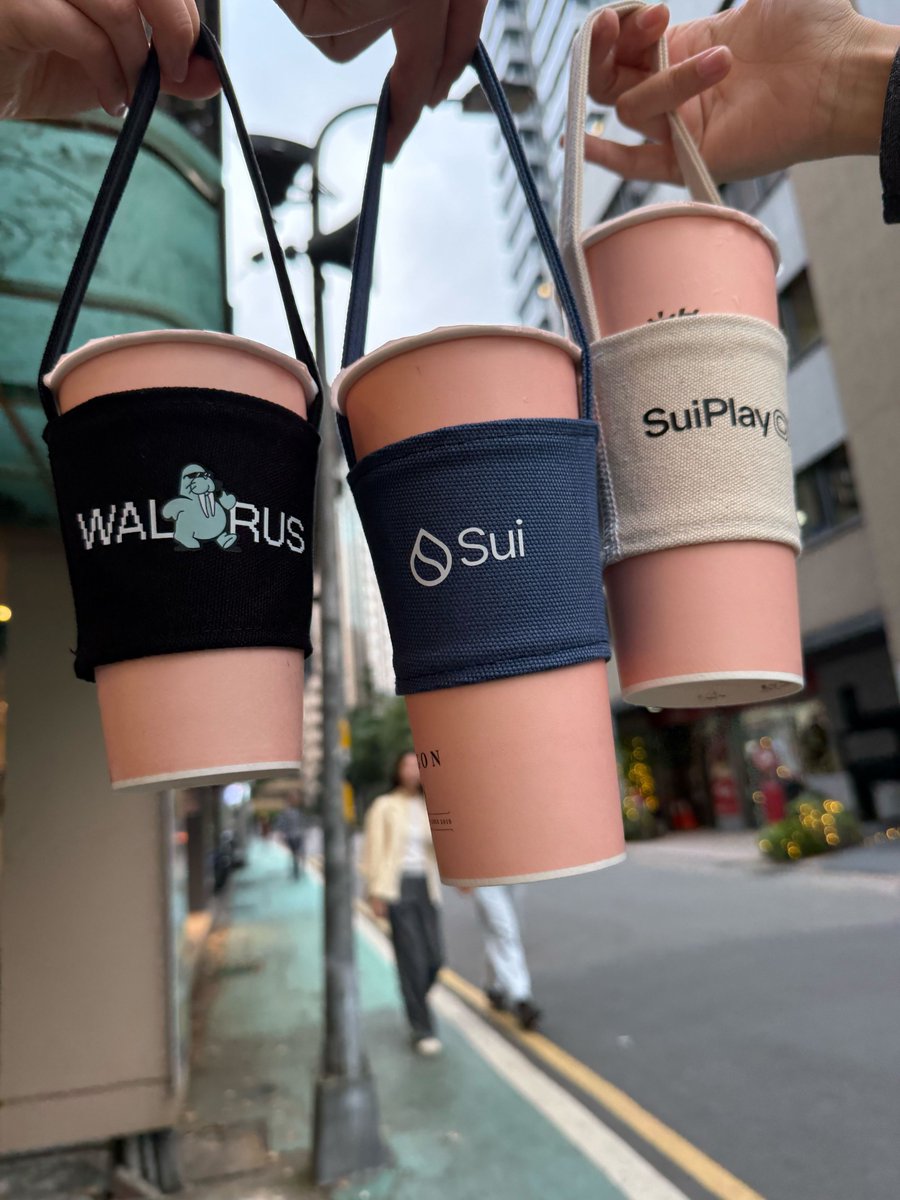 suisnowbot's tweet photo. GM 

Sui is the ecosystem that you can finds top-notch people in this web3 field

Bullish 🫡 https://t.co/k0EA18Bv1X