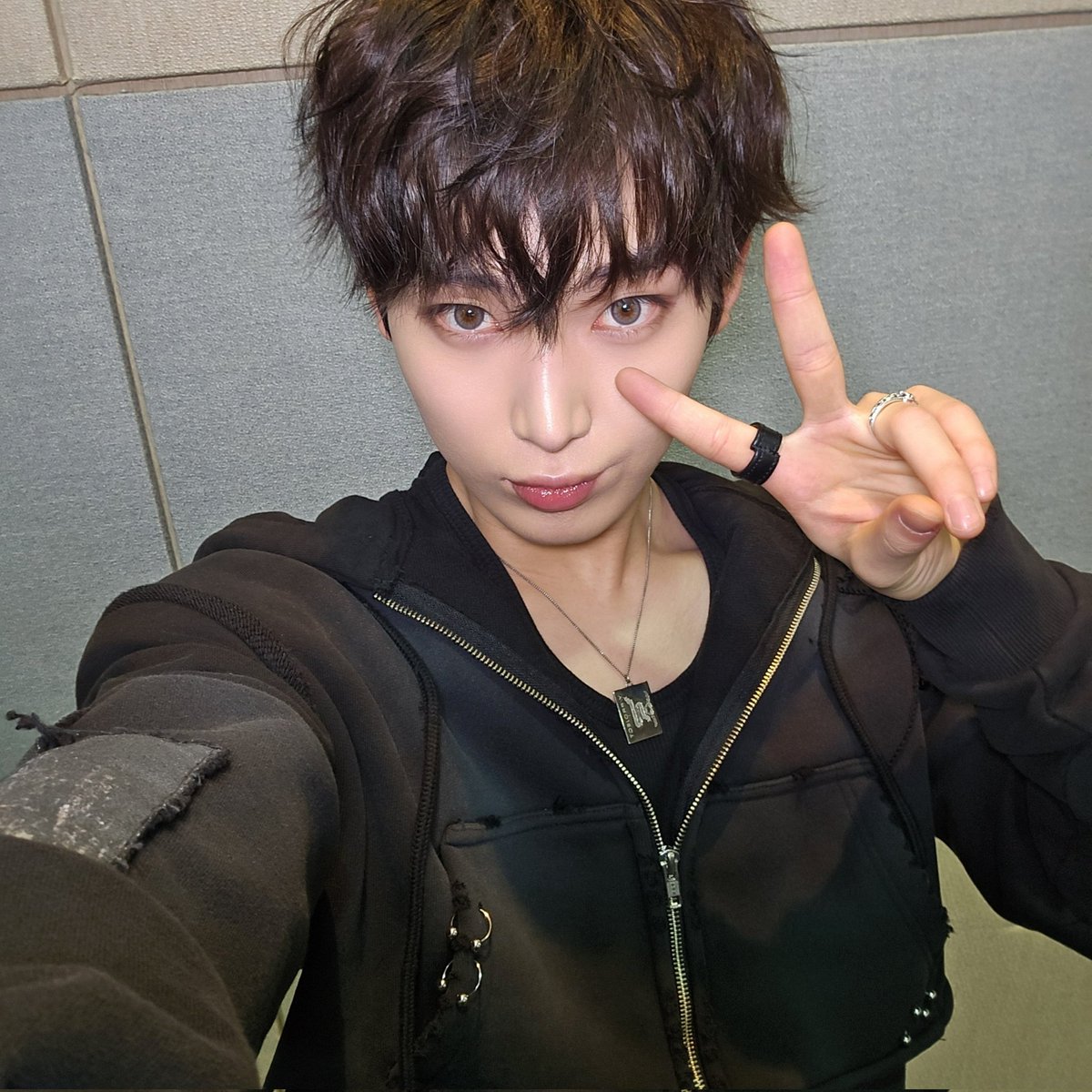 jiro 🦊 tweet media