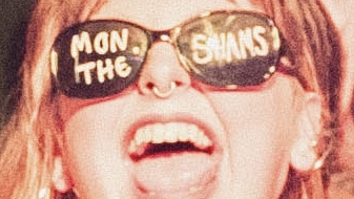 Shambolics (@shambolicsmusic) on Twitter photo Tomorrow we’re heading back home to the kingdom to play a sold out @pjmolloys
see yous all doon the front
Shoutout Emma from <a href="/thefroobz/">The Froobz</a> for the best shades in the business
📸 - @callumgibbsvisual Tomorrow we’re heading back home to the kingdom to play a sold out @pjmolloys
see yous all doon the front
Shoutout Emma from <a href="/thefroobz/">The Froobz</a> for the best shades in the business
📸 - @callumgibbsvisual