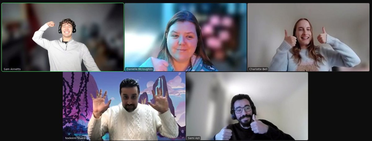 theSchoolOfCode's tweet image. Schools out for Christmas!🎅
Today was the last day for our bootcampers before taking a well-deserved break for the holidays! We&apos;re so proud of them all!🙌 
We ended the day with our Community Virtual Xmas Party with lots of mini Xmas-themed energisers, challenges and fun! 🎉