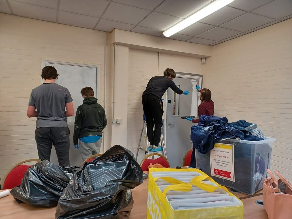 Do you know anyone aged 16-25 not in employment, education or training that would benefit from a FREE 12-week King's Trust Programme? We are recruiting for the next programme starting 27th January.
 
Contact Amelia on 07966 674353 or at Amelia.Riley@cheshirefire.gov.uk