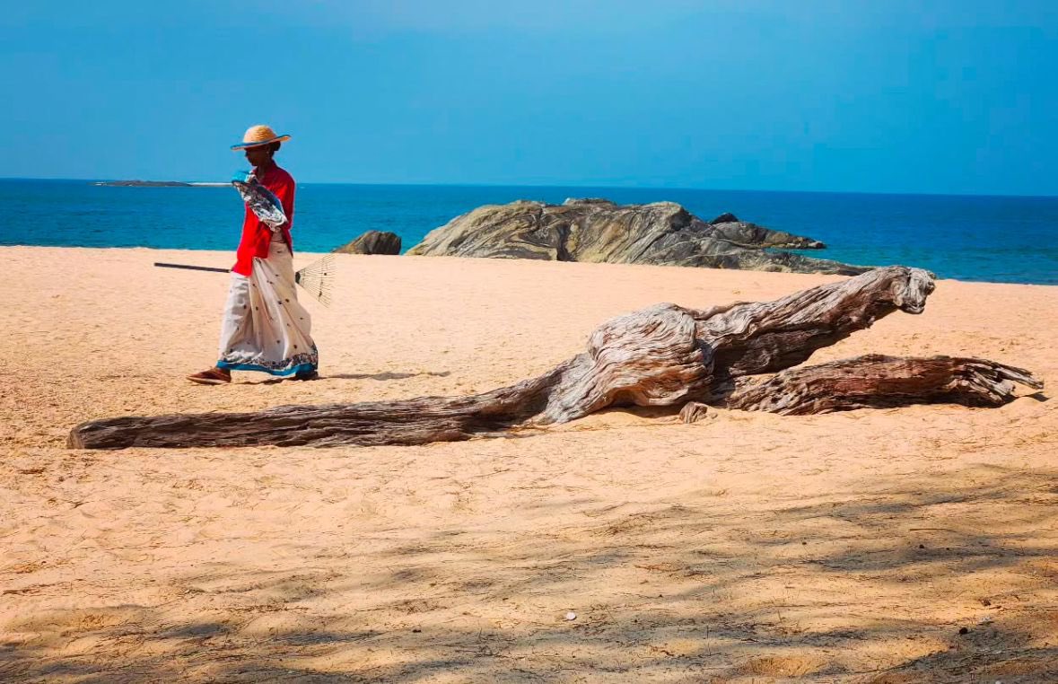 Sandesh Gujaran (@protestpriest) on Twitter photo Serenity meets dedication đ⨠Maintaining this private paradise, where every grain of sand tells a story.
<a href="/KapilChopra72/">Kapil Chopra</a> <a href="/PostcardHotel/">The Postcard Hotel</a> Serenity meets dedication đ⨠Maintaining this private paradise, where every grain of sand tells a story.
<a href="/KapilChopra72/">Kapil Chopra</a> <a href="/PostcardHotel/">The Postcard Hotel</a>