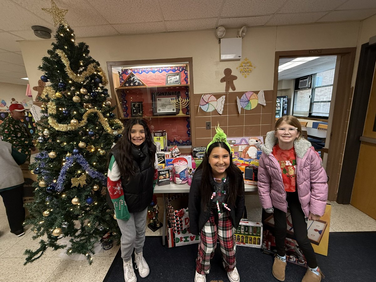 CCS Student Government tweet media