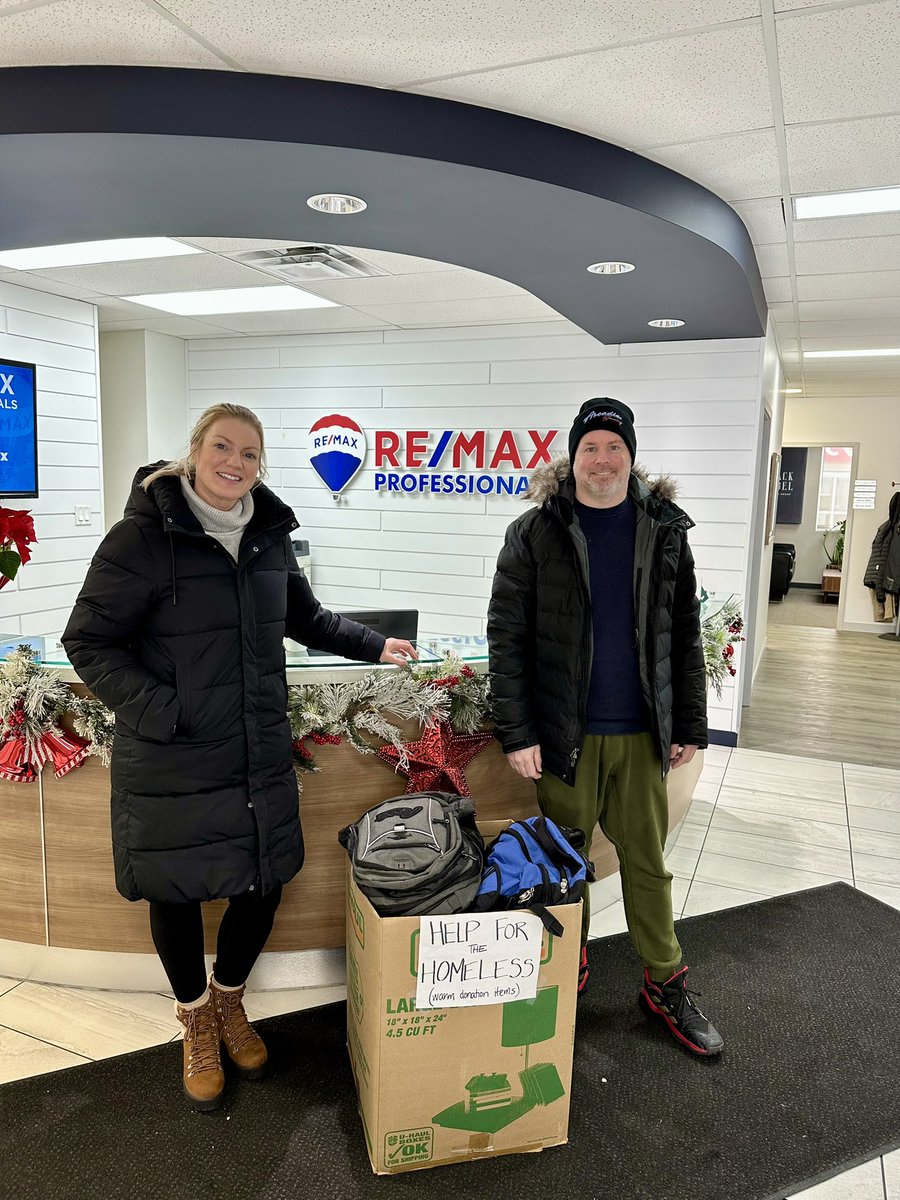 Massive thank you to re/max in St. Albert for collecting donations and making 150 sandwiches for our outreach.  We’ll be out tomorrow handing out items to those in need &amp; preparing for going out on Christmas Day!