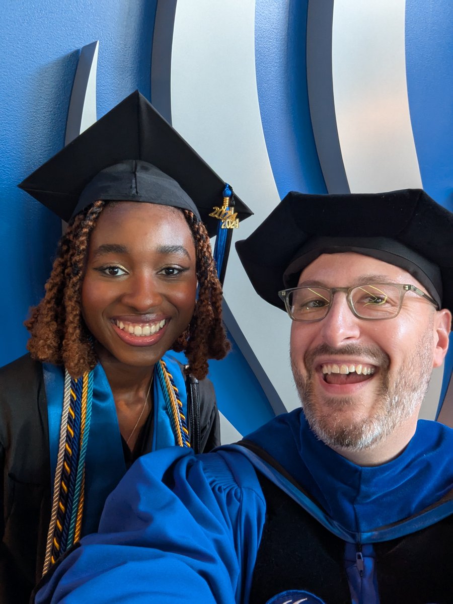 gsuneuro's tweet photo. **🎉🎓 Cheers to the Class of 2024! 🎓🎉**  

Pictured with Dr. Joe Normandin: Anissa (Nisa) Taylor; Brittany (Fae) Clark; Oluwakemi (Kemi) Adelana; and Urjoshi Kar.

#GraduationDay #GSU2024 #NewAdventures #TheStateWay #StudentSuccess #GSUArtSci https://t.co/mAcfS4tzJg