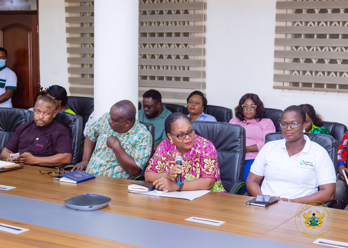 konkrumah's tweet photo. Earlier today, I had the privilege of holding an end of year staff durbar with the incredible team at the Ministry of Works and Housing.

I expressed my heartfelt gratitude for their hard work and dedication throughout the year, which has contributed immensely to the Ministry’s achievements.

Thank you for your unwavering commitment to serving Ghana.
