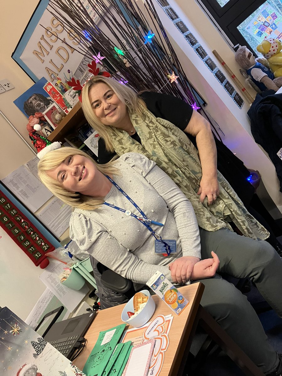 Canon Sharples Year Three/Four tweet media