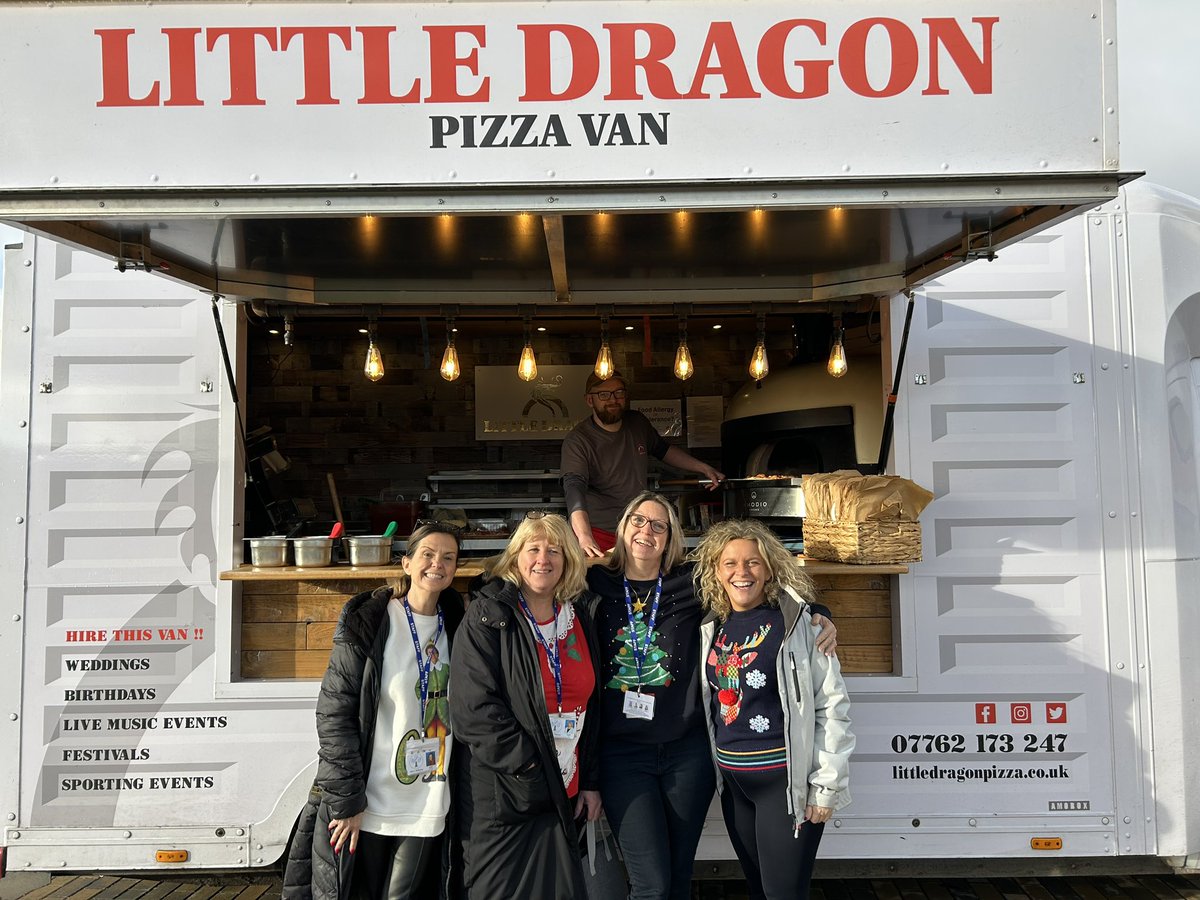 JoanneWeightman's tweet photo. #teamGPS enjoyed a delicious lunchtime treat to end the term ππ₯°π #BlessedAndGrateful #GPSREACH @GlyncoedP @EAS_Equity https://t.co/TRAq8DZjYA
