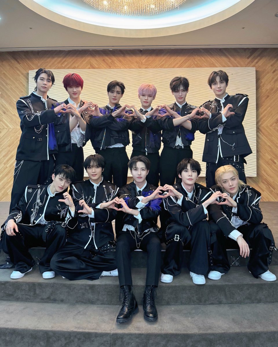 -ˏˋ⋆ #NCT127 💚 #NCTDREAM ⋆ˊˎ-

#NCT #가요대축제 #가요대축제_GLOBALFESTIVAL