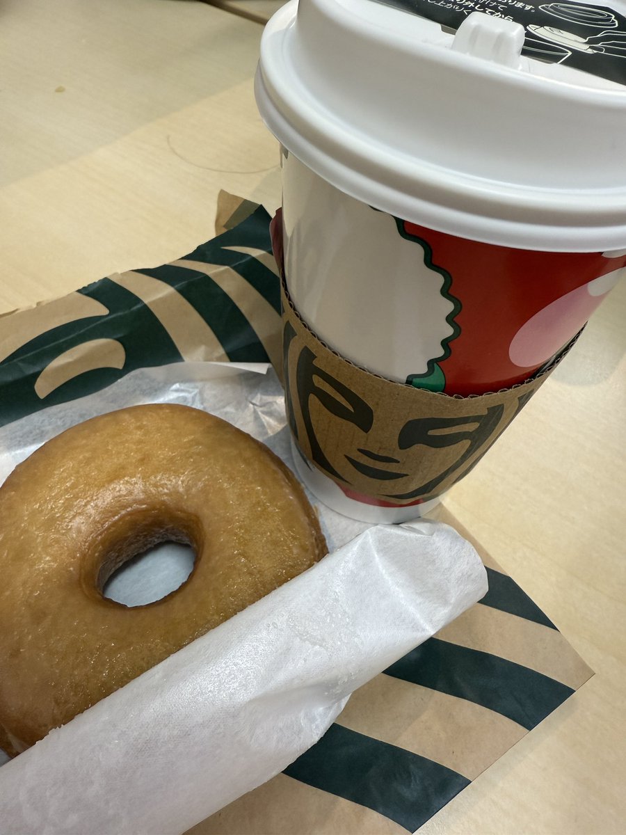 mido_midoringo's tweet image. 前回も中国で大好きなお茶を飲んできました笑🧋🫖
そういえば、
おとといのカウントダウンライブのリハの時あゆちゃんに頂いたスタバも、
イングリッシュブレックファーストティーラテでした笑
#ayumihamasaki
#ayucountdownlive20242025