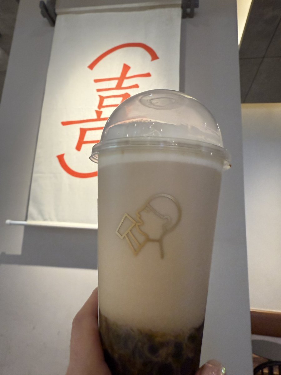 mido_midoringo's tweet image. 前回も中国で大好きなお茶を飲んできました笑🧋🫖
そういえば、
おとといのカウントダウンライブのリハの時あゆちゃんに頂いたスタバも、
イングリッシュブレックファーストティーラテでした笑
#ayumihamasaki
#ayucountdownlive20242025