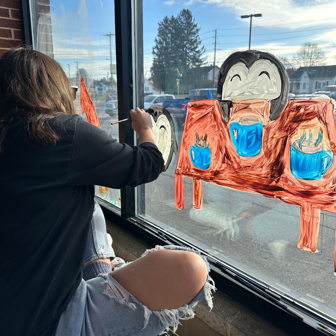 BigSpringSD's tweet photo. ❄️ BSHS Art Club recently brought some festive cheer to the windows at Saylor’s Market! This year, the talented Art Club members painted designs created by our 5th grade students from all three elementary schools.
Stop by Saylor’s to see their fantastic work!
#BSSDproud https://t.co/9cYCpiruF4