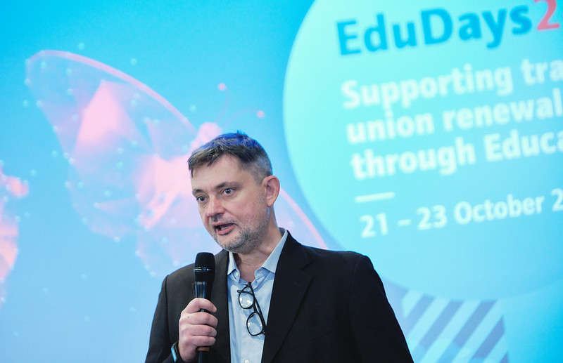 ETUI_org's tweet image. What's coming up in next year's ETUI Education programme for #TradeUnions?
Some key topics 👇
🗣️ Communication & language skills
🤖 #AI in the workplace
🇪🇺 #EWC training
🌱 #EcoSocial policies
♀️ #GenderEquality
✋ Combatting the #FarRight
Many countries, multiple languages,…