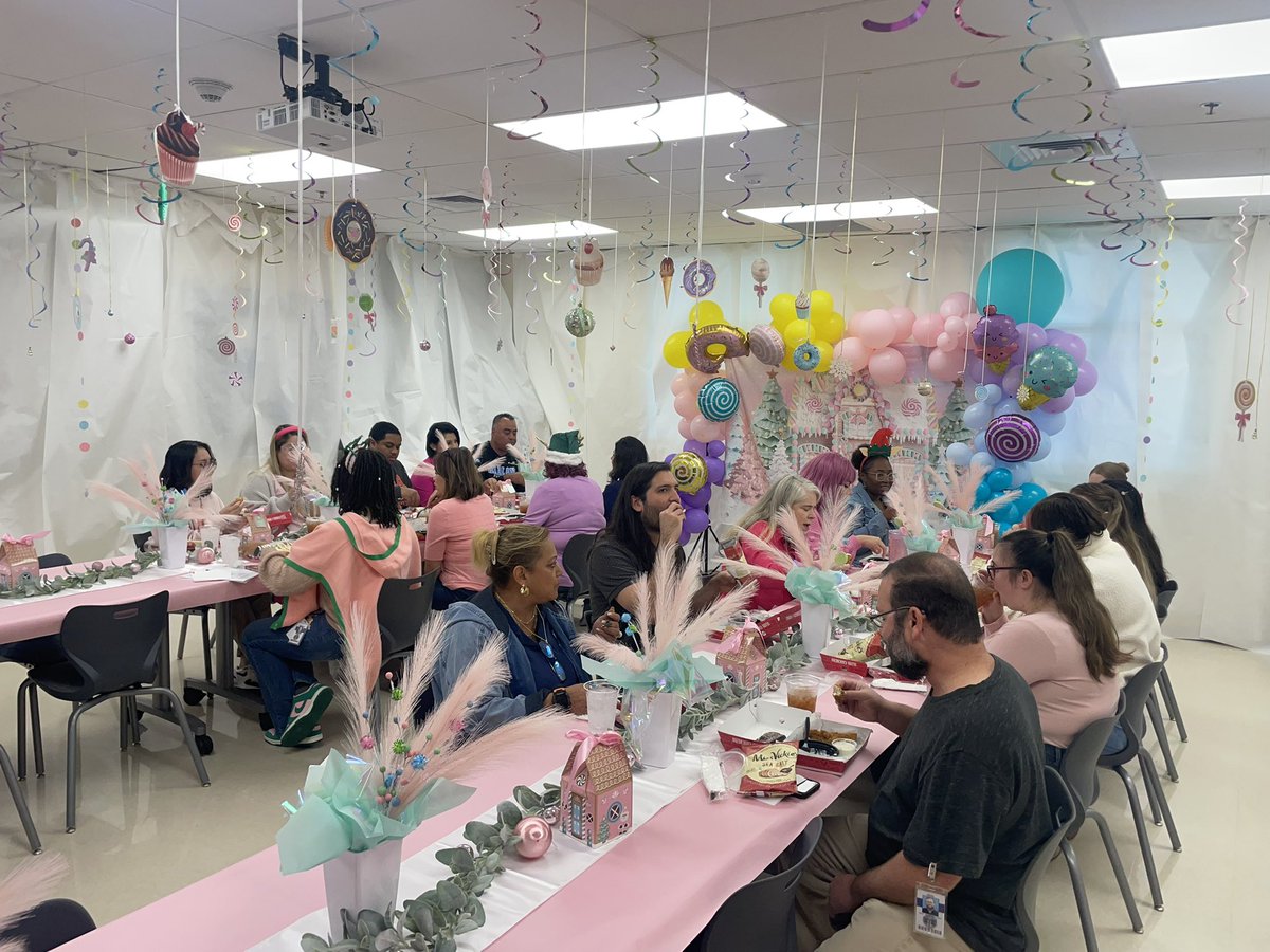 Joe Straus III Middle School tweet media